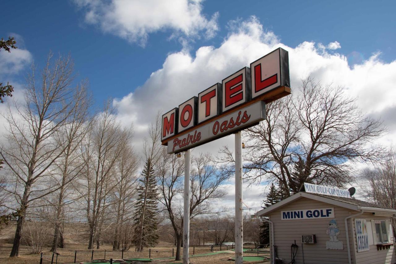 Prairie Oasis Tourist Complex Motel Moose Jaw Exterior foto